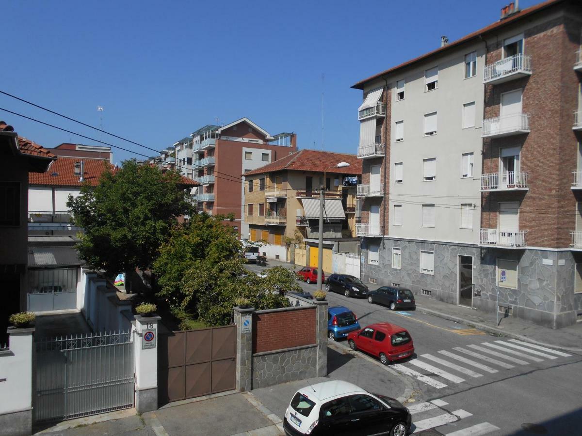 A 10 Minuti Di Metro Dal Centro Apartment Turin Bagian luar foto